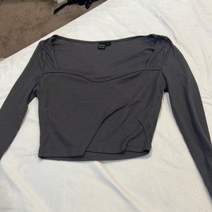 Size small. Color grey. Brand shein.